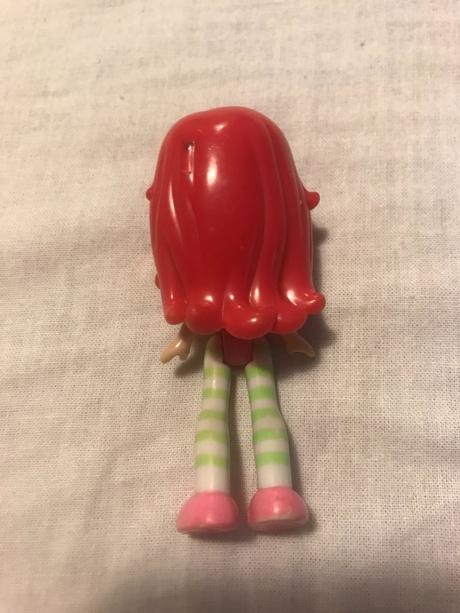 Naozaj voňajúca bábika jahodami, v.8cm,