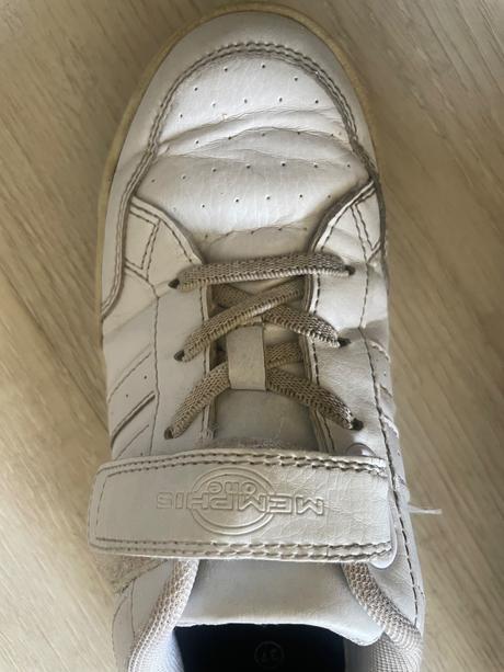 Kožené tenisky, 37