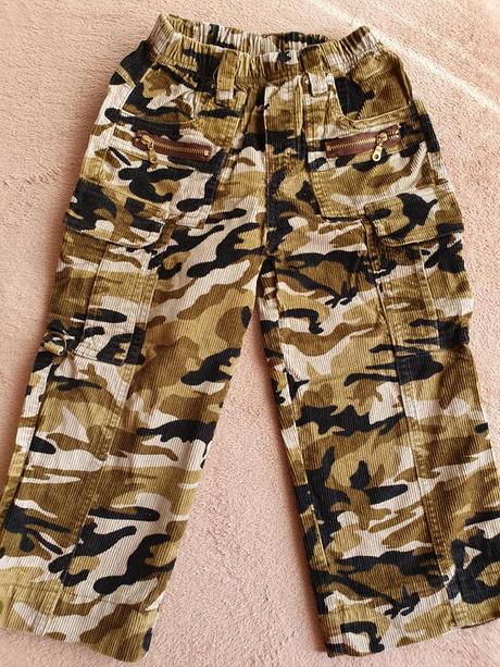 Menčestrové maskáčové nohavice č.110, 110