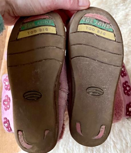 Kozene cizmicky s brmbolcami, 26