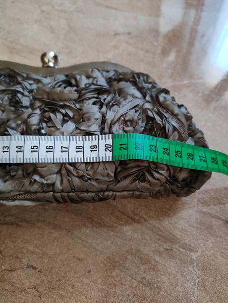 Spoločenska kabelka do ruky, 