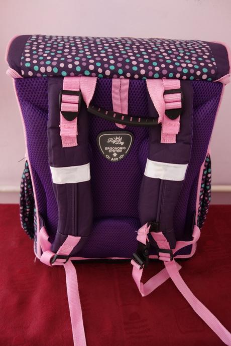 Školská taška pre prváčku, 