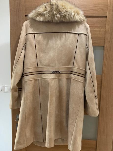 Béžový kabát texhal, 44