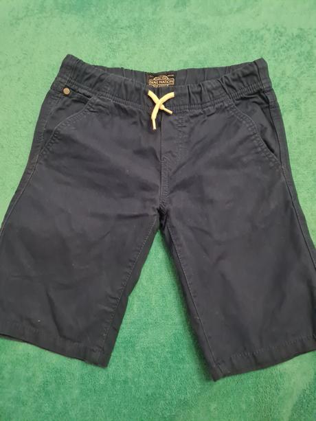 Krátke nohavice, c&a,134