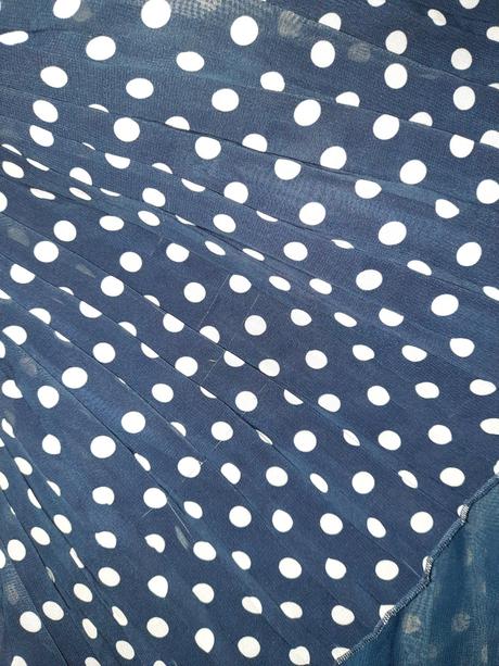 Saty mikinka a plisovana suknicka, h&m,122