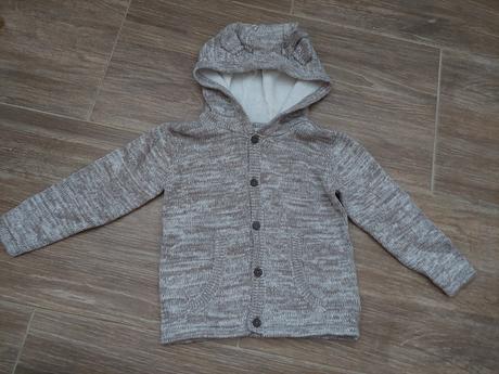Sveter s kapucou č.86-92, lupilu,86