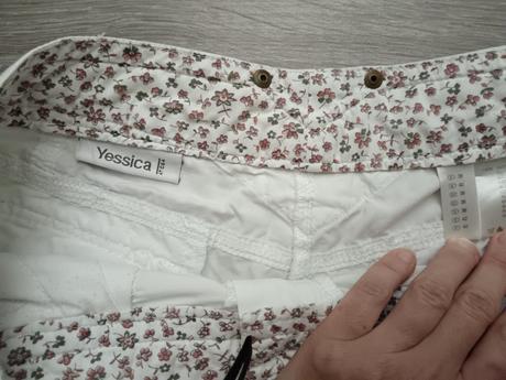 Letné šortky, c&a,36