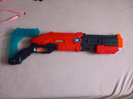 Pištoľ na penové náboje veľká, 