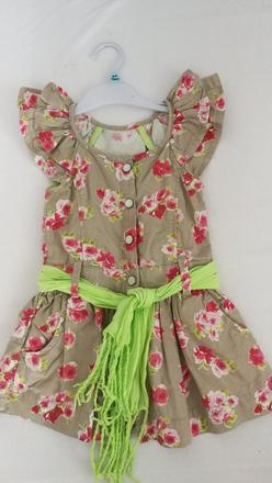 Hnedé šatočky, 98