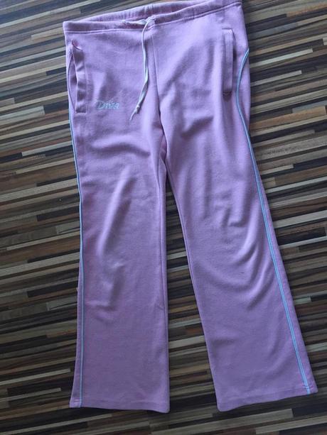 Tepláky na donosenie, 152