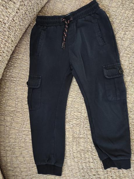 Predám chlap. teplákové mayoral nohavice veľ. 104, mayoral,104