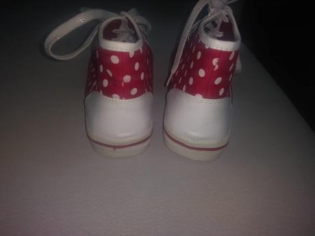 Nápadité tenisky č. 38, 38