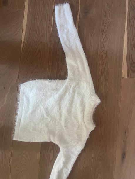 Svetrik fluffy, h&m,146