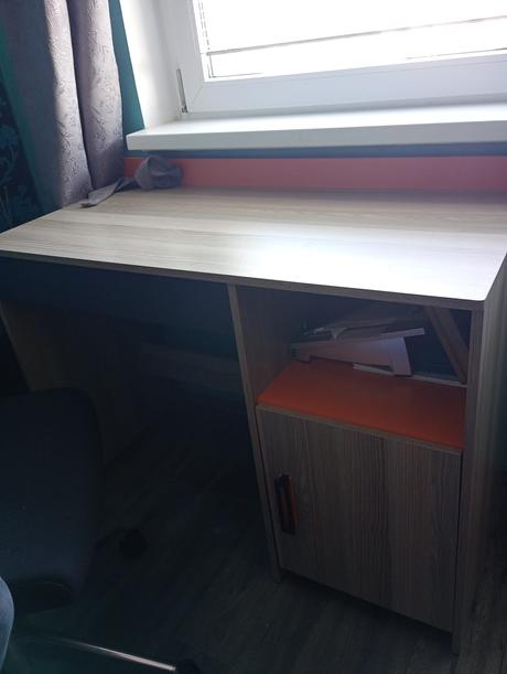 Nábytok do detskej izby -nutné si zabezpečiť odvoz,