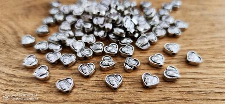 Kovová korálka panna mária - zlatá strieborná, 