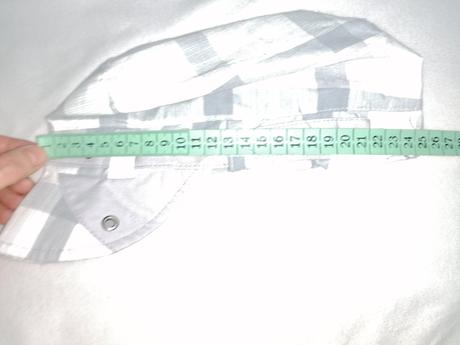 Čapička so šiltom, 50