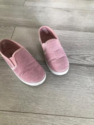 Krásne topánky, 26