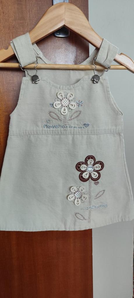 Šatky s 3d kvetinkami, 74