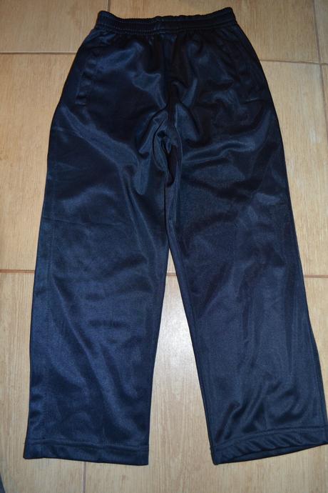 Sportove nohavice c.110, 110