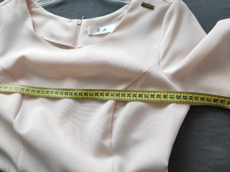 Príležitostné šaty, s