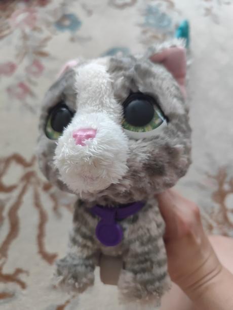 Furreal chodiace mačiatko s voditk,