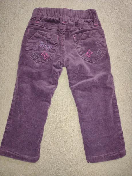 Hrubé menčestrové nohavice pre útle dievčatko, 80