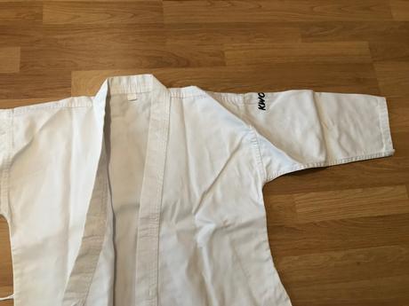 Kimono kwon na karate, 140
