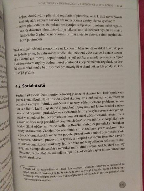 Umelá inteligencia a pandémia covid-19 - knihy, 