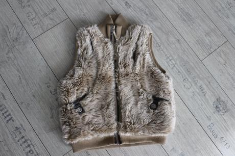 Kožušinková vestička, next,152