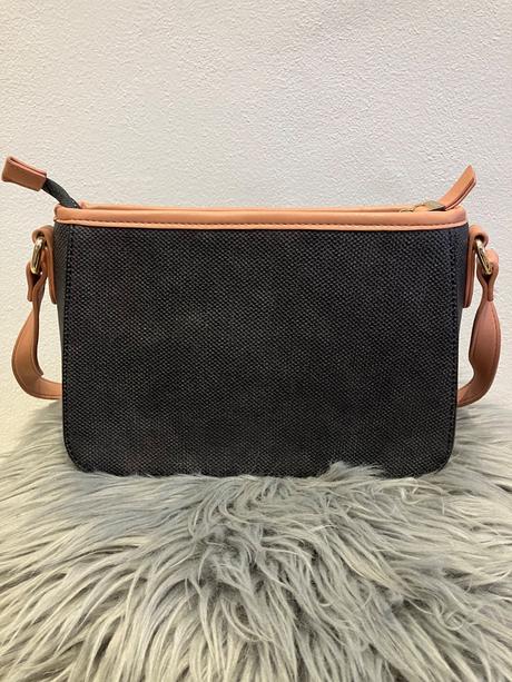 Crossbody kabelka paris hilton nude degas, paris hilton