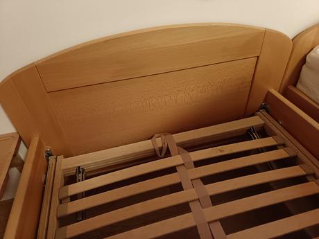 Postele z bukoveho masivu 90x200, šírka (cm): 90,dĺžka (cm): 200