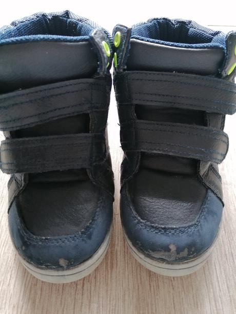 Kotnikove topánky, 26