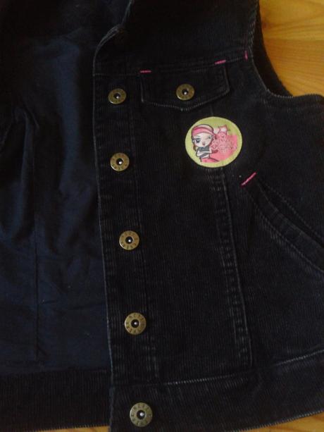 146 menžestrova vesta h&t - 5eur, 146