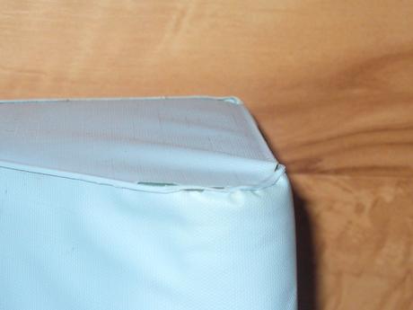 Pevná podložka na prebaľovania, 