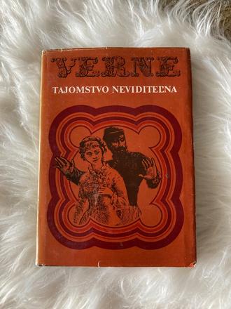 Tajomstvo neviditeľna jules verne (1986),