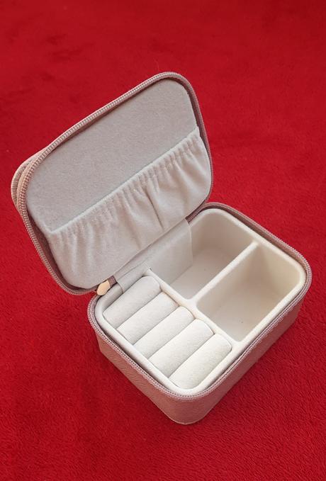 Darčeková sperkovnica viera, 