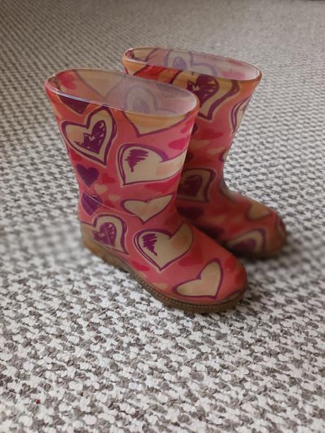 Gumaciky wink, wink,26