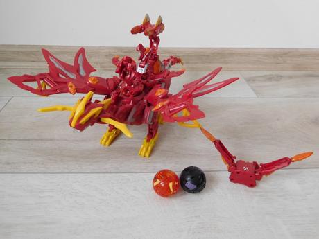 Bakugan drak červený-30 cm,, 