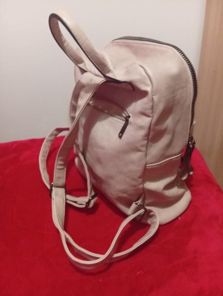 Dámsky priestranný batoh, 