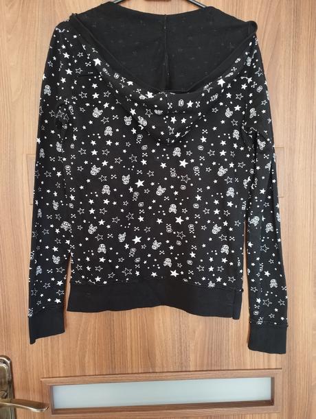 Čierna tenká mikina s potlačou, m