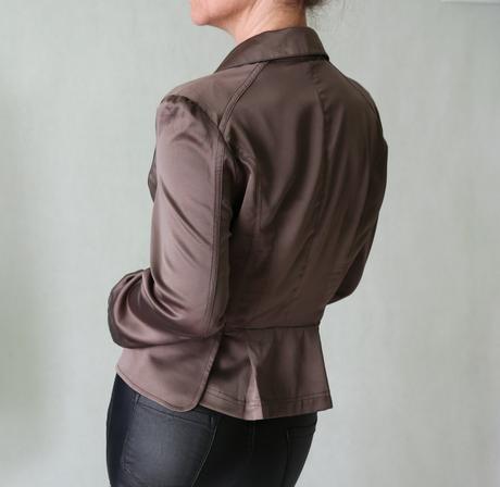 Saková blúzka s pyramídkami, veľ.42, 42