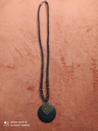 Dámsky náhrdelník, 