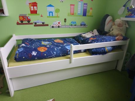 Detská posteľ, 160x70cm, šuflík, zábrana, matrac, 70,160