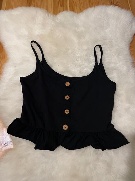 Crop tielko s volanom a gombikami, m