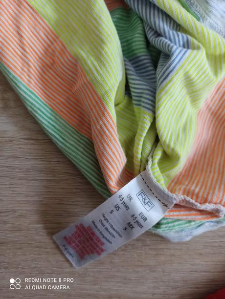 Mikina a tričká pre 5-6 rocneho, 104–116