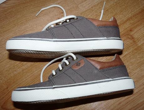 Tenisky na zavazovanie, 30