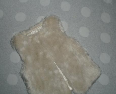 Chlpatá vesta na 3 až 4 roky, young dimension,104