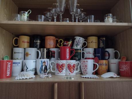 Rozpredám zbierku hrnčekov, 