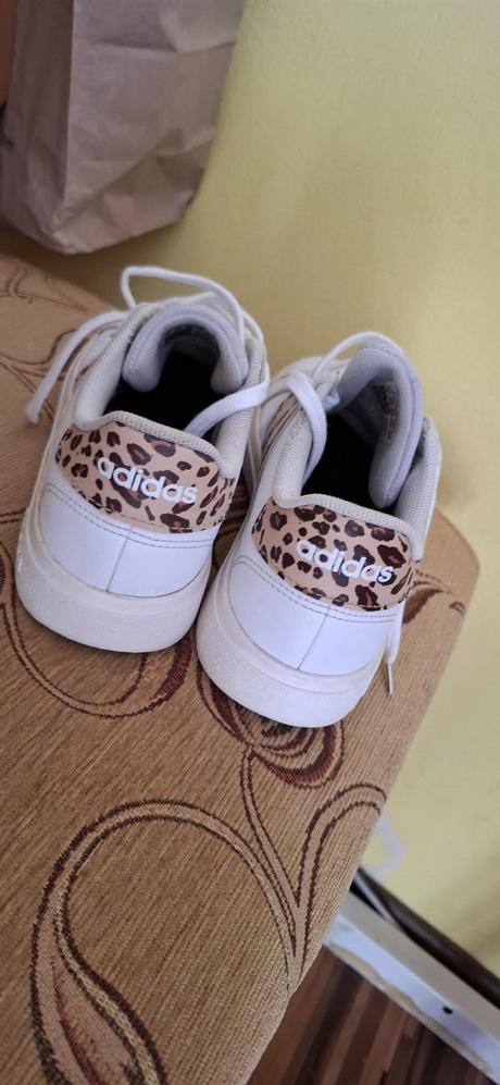 Adidas tenisky, adidas,36