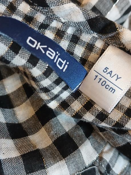 Dievčenská košeľa kockovaná s volánmi okaidi (110), 110